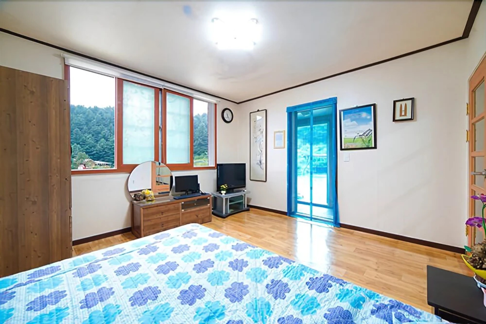 Hwacheon Unam Valley Pension