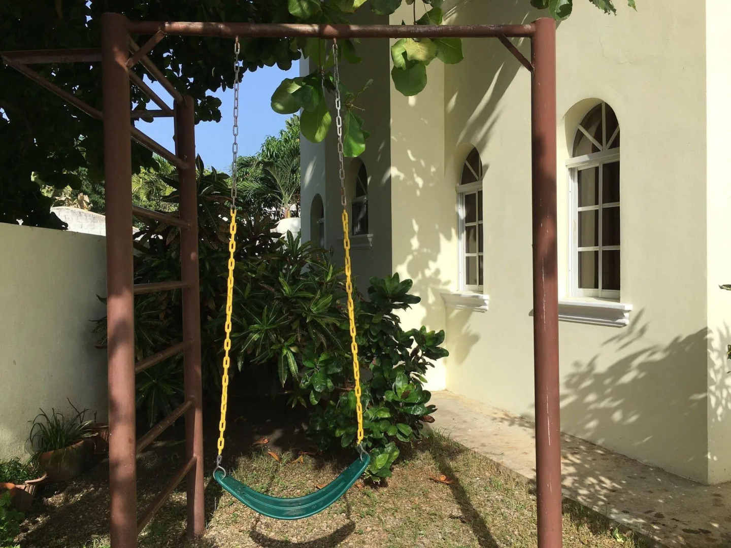 Apartments Costambar