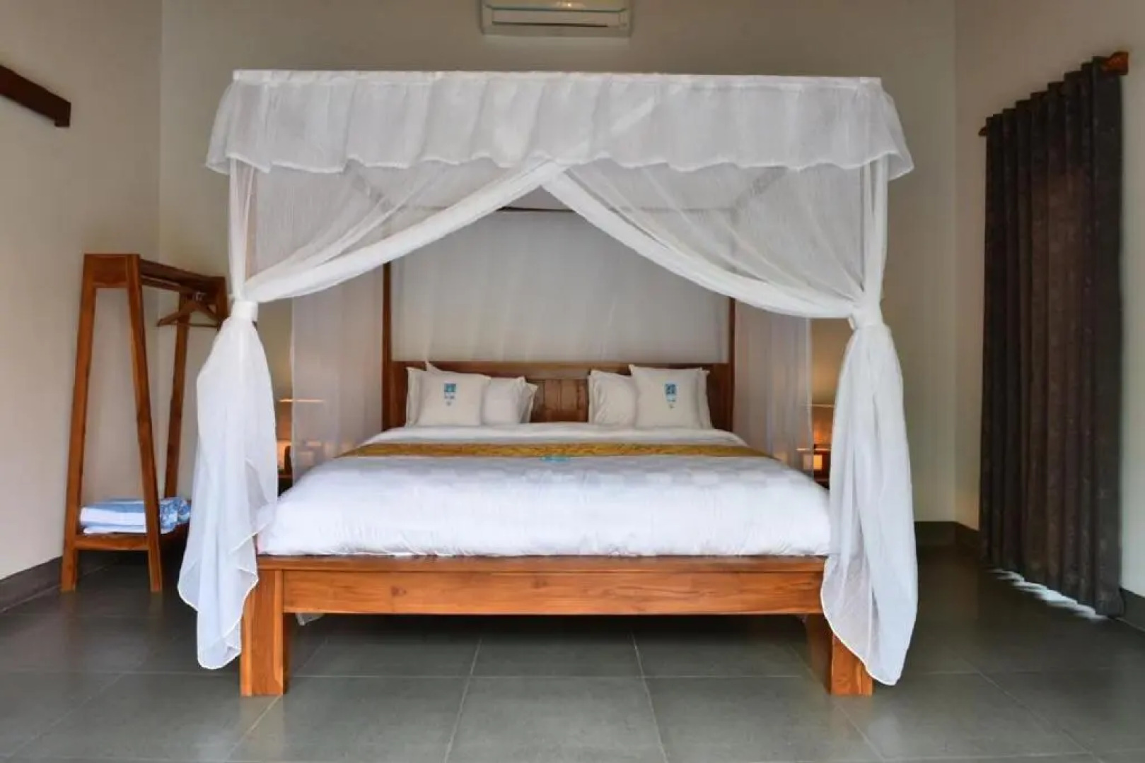 Coco Garden Pool Villas