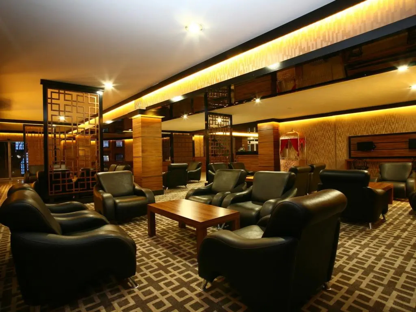 Grand Cali Hotel