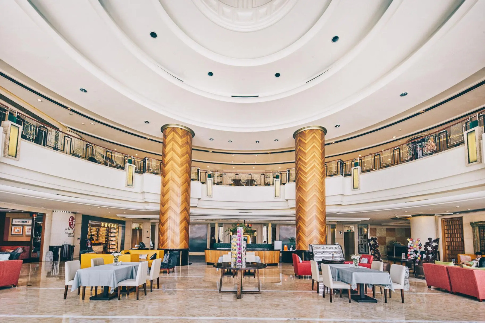 Renaissance Shanghai Pudong Hotel