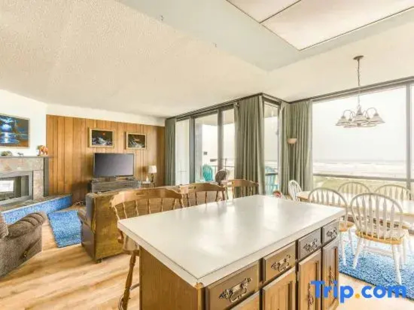 Sand & Sea Apartments