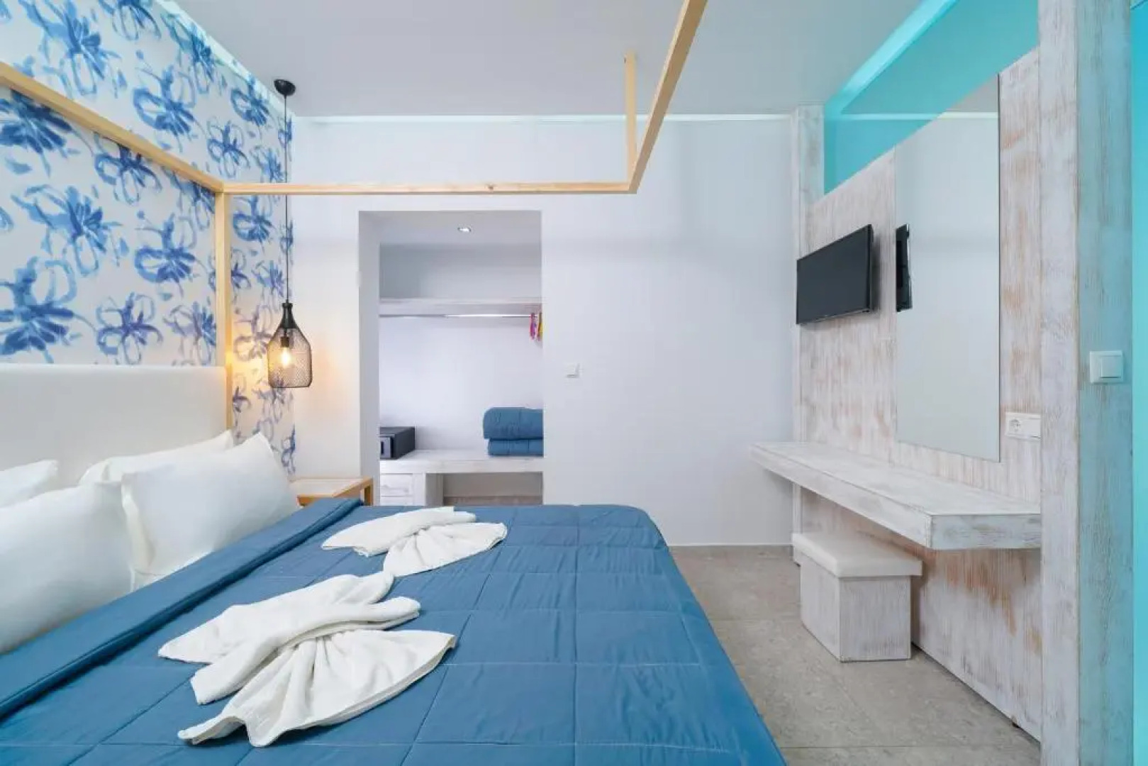 The Elegant Apartments