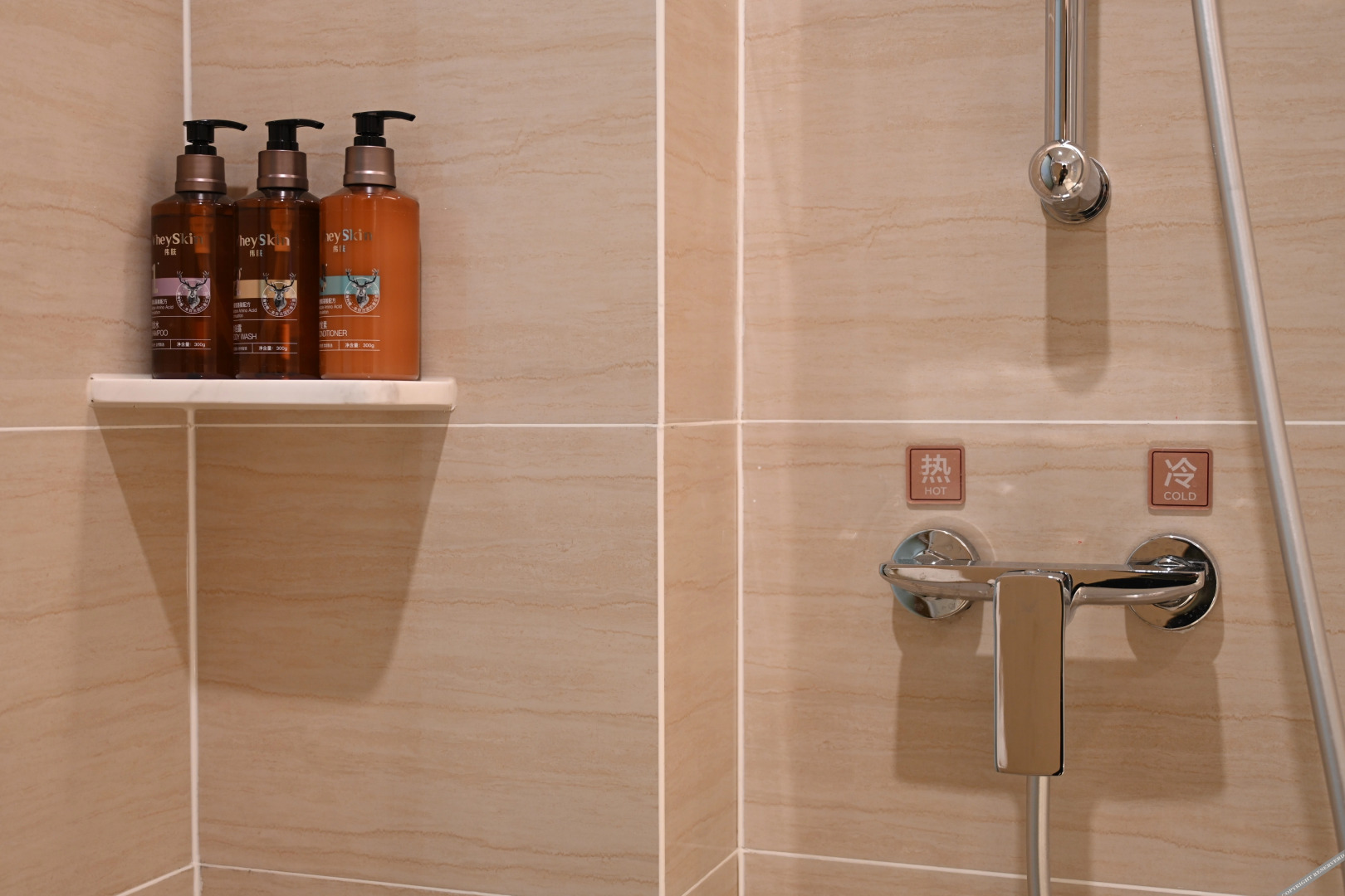 Vienna Hotel (Yecheng Zero Kilometer)