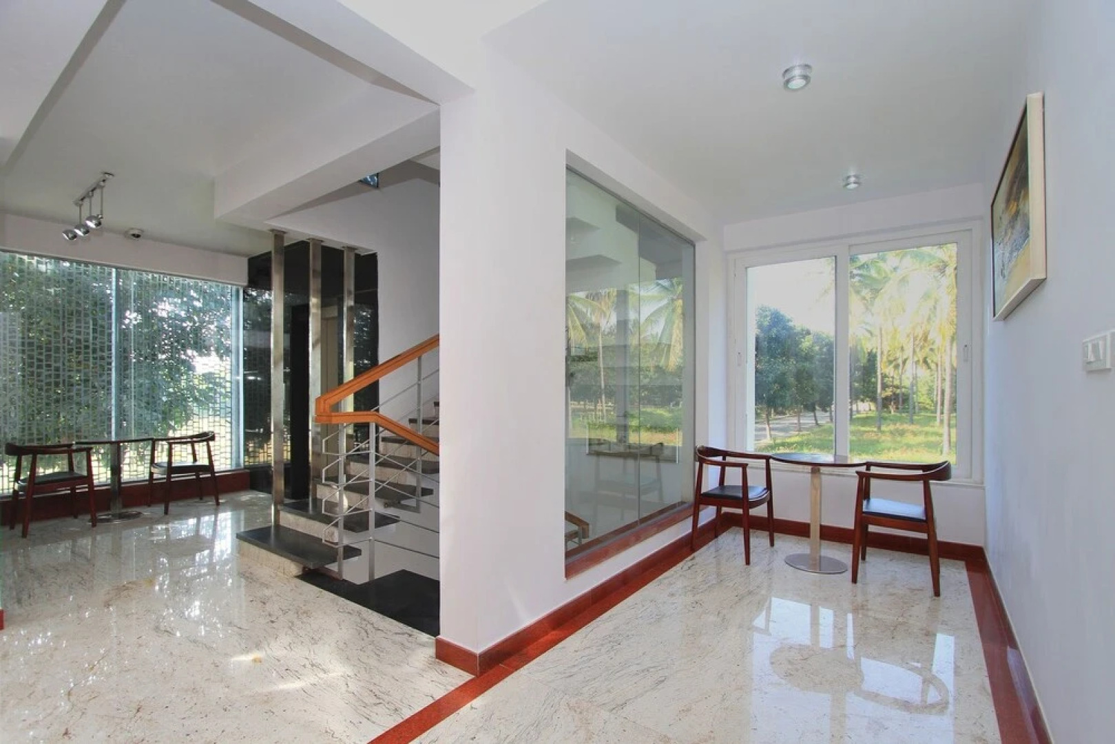 OYO 10002 Hotel Canary Hop