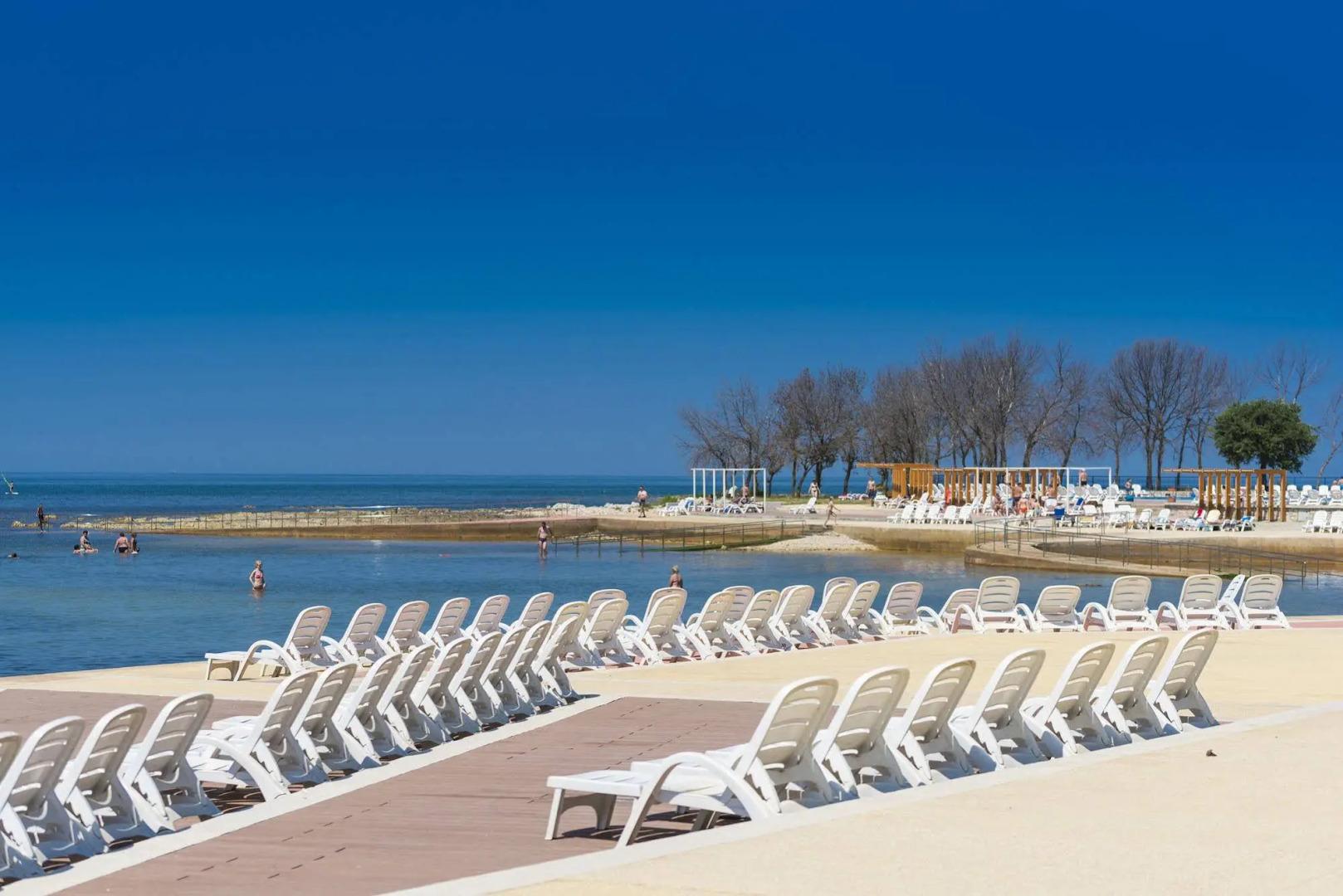 Apartments Katoro Plava Laguna