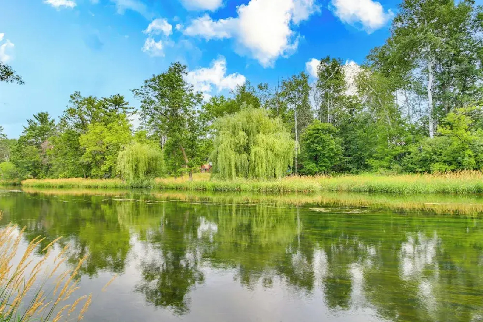 Family-friendly Home w/ Fire Pit in Pine River