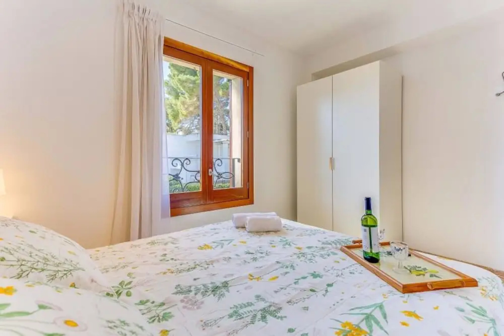 Villa de les Aguiles