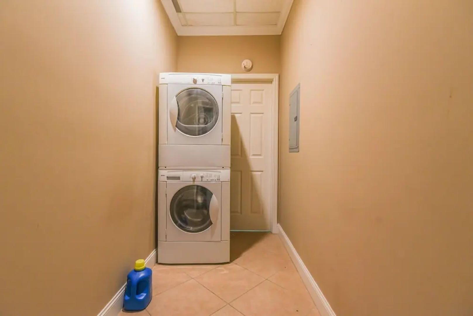 Overlooking The Marina At River Rocks Landing 1 Bedroom Condo