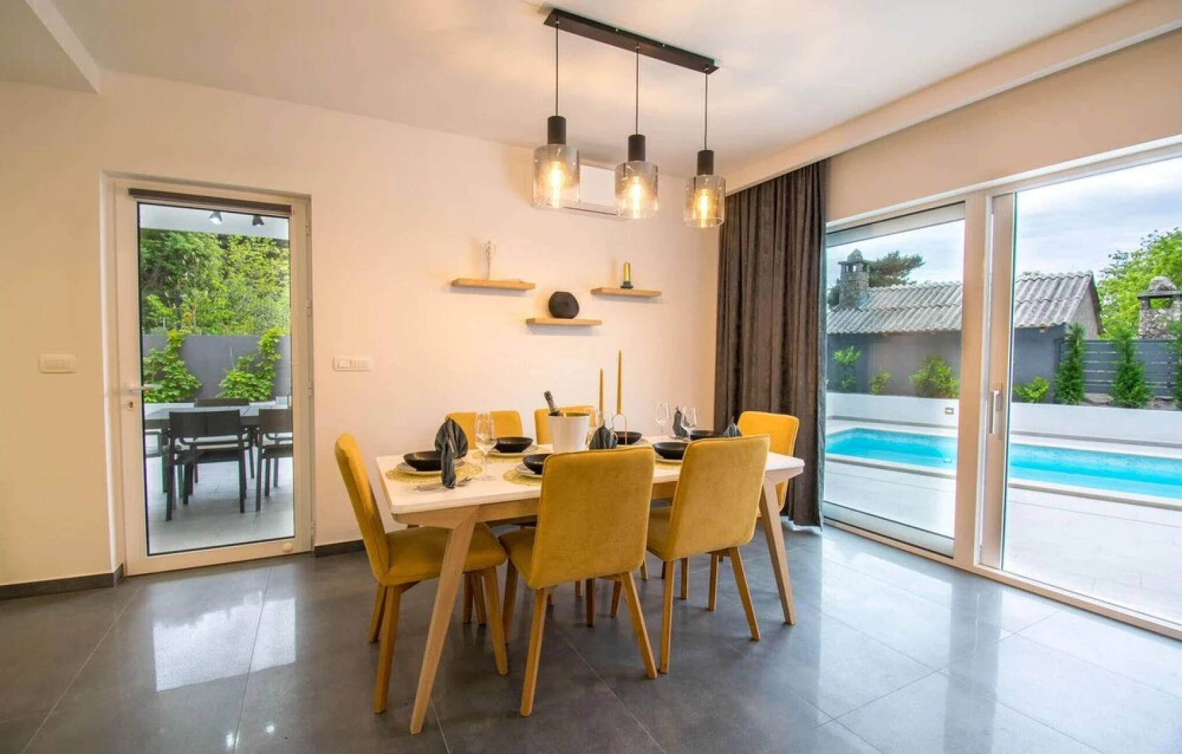 Beautiful Home in Bast With Outdoor Swimming Pool, Wifi and 3 Bedrooms