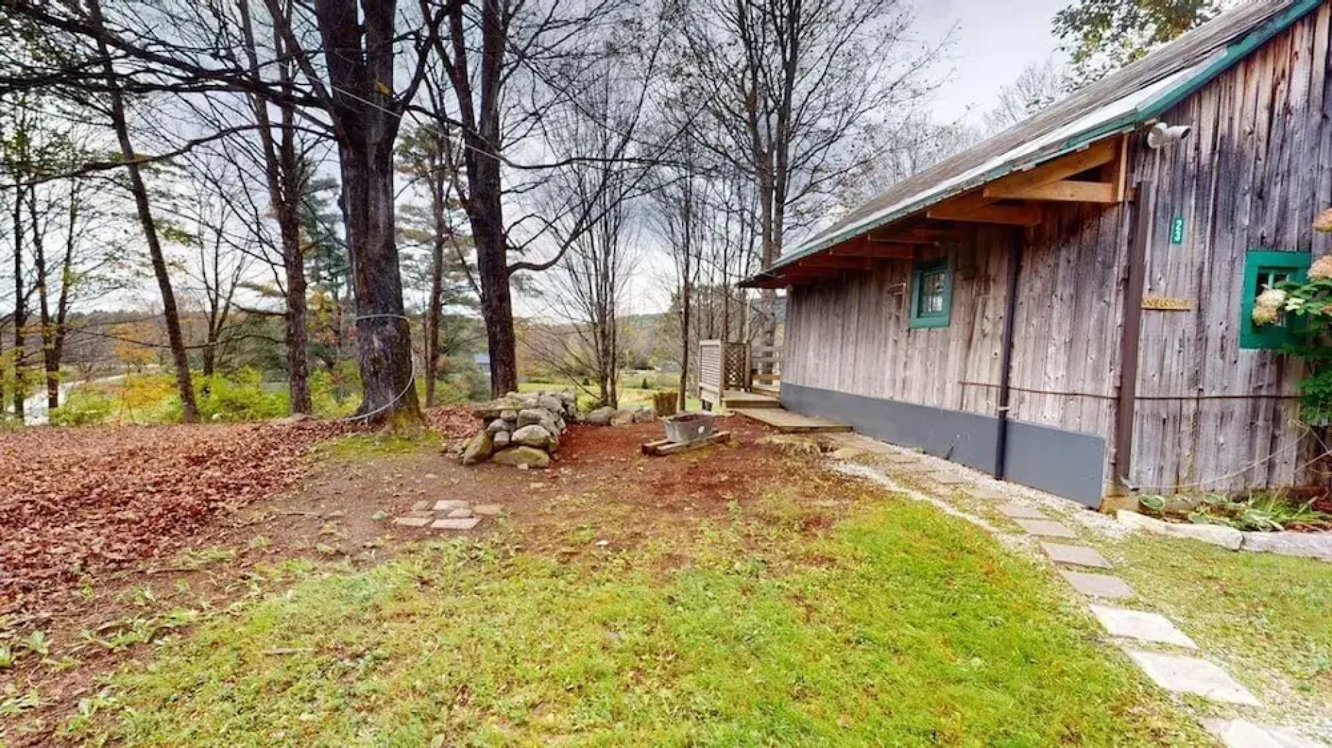 Pond View Cabin in Chittenden