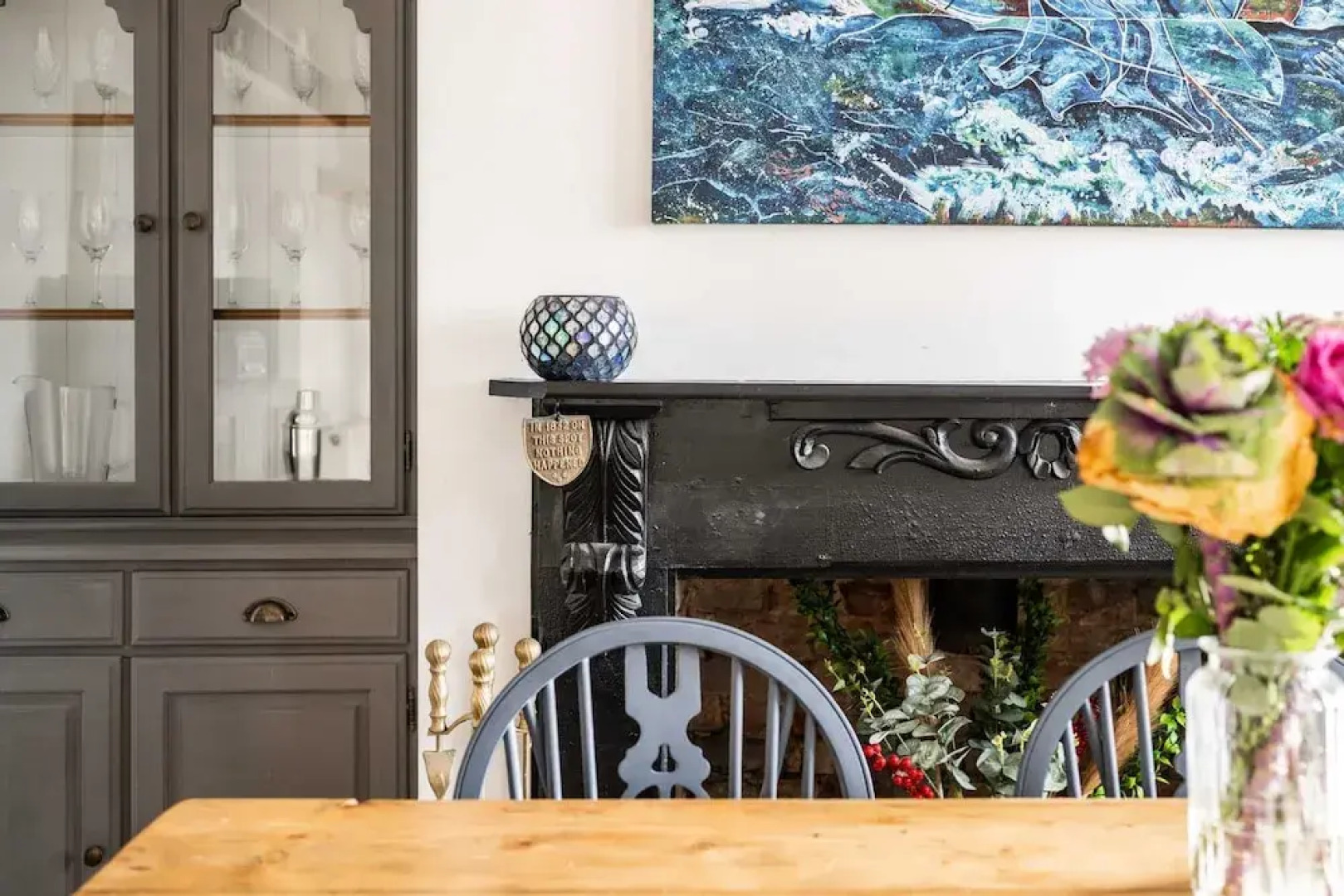 Host Stay Riverside Cottage