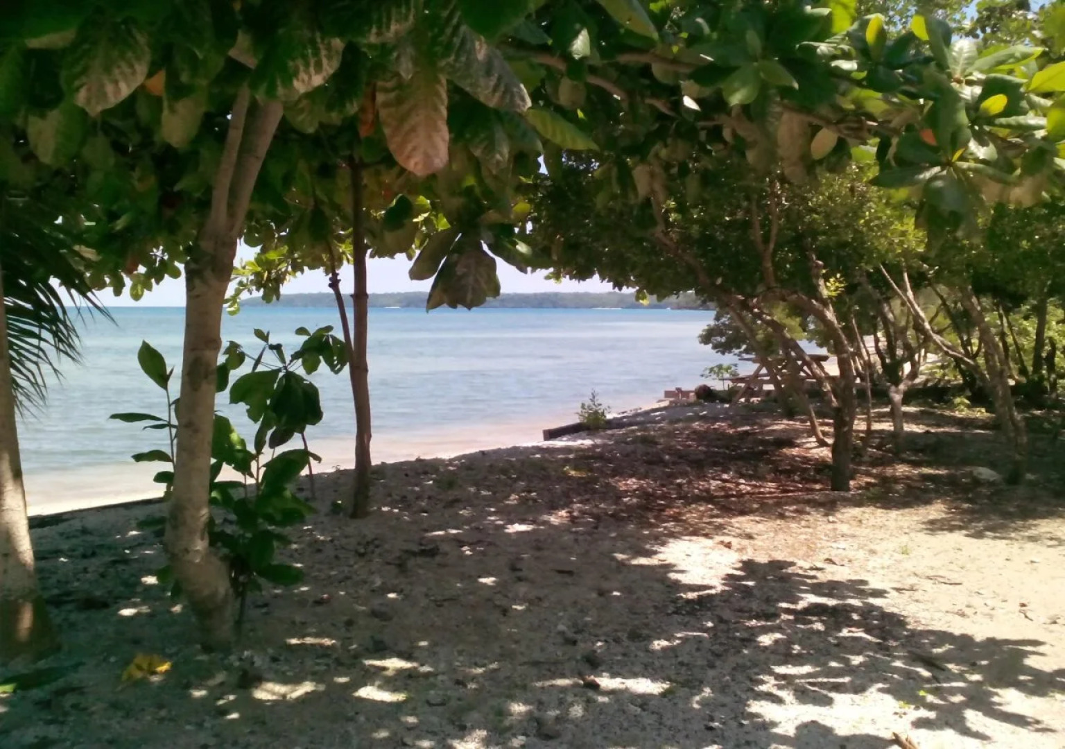 Rainbow Bay Beach and Dive Resort