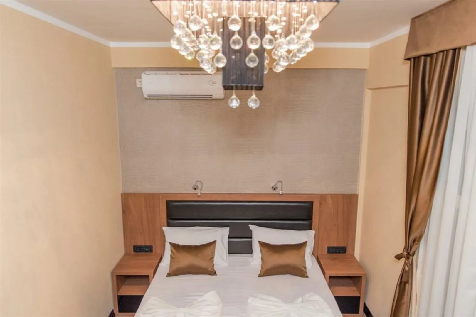 Hotel Crnogorska Kuća