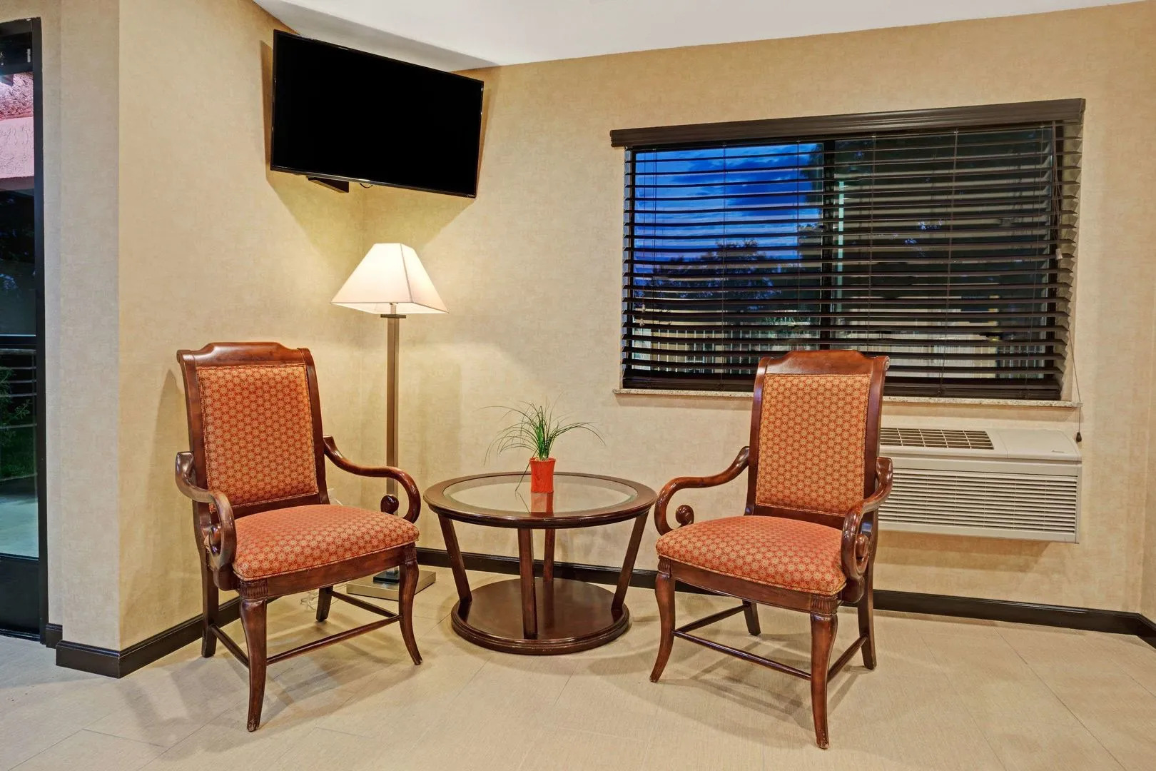 Days Inn by Wyndham Woodland