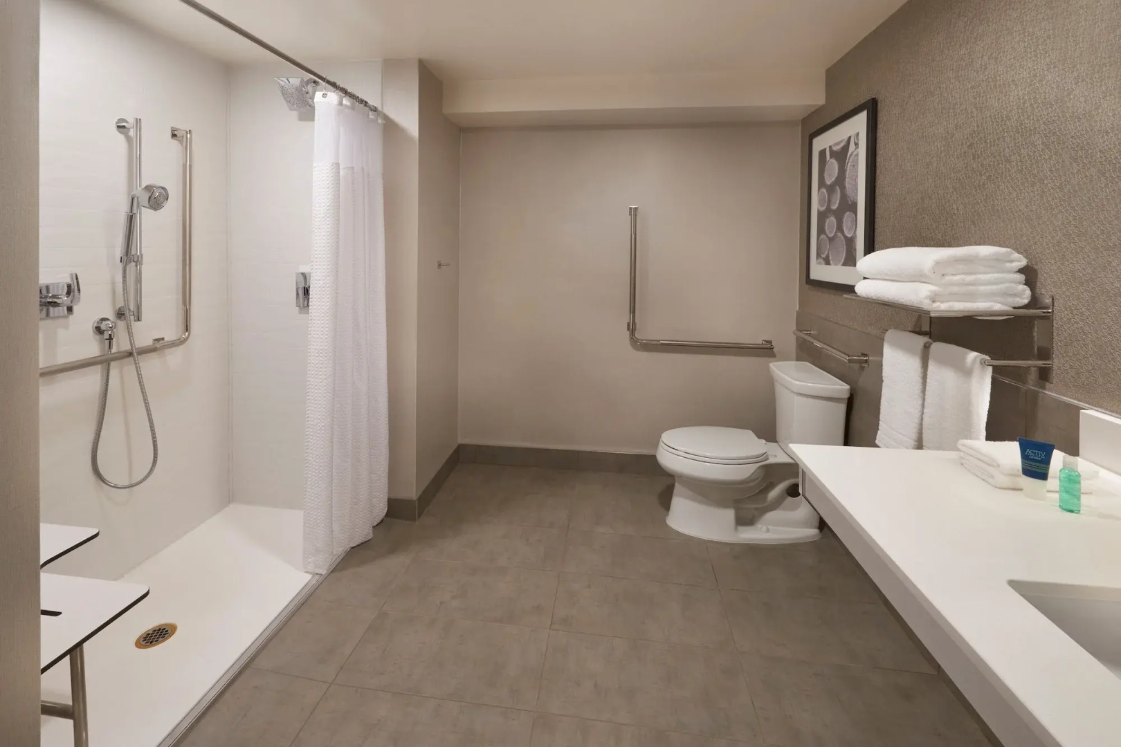 Four Points by Sheraton Vaughan