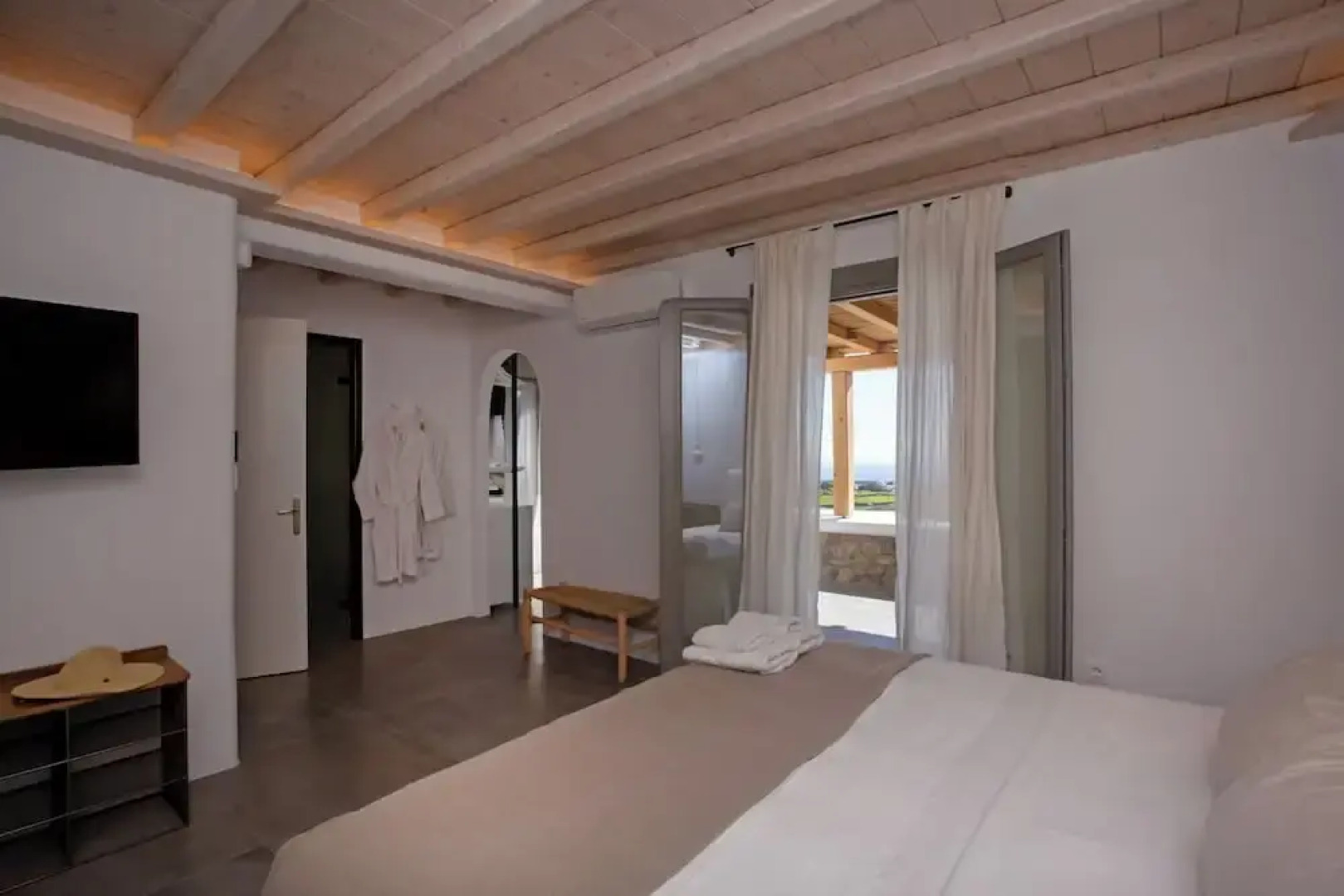 Mykonian Luxury Villa Filyra with Pool