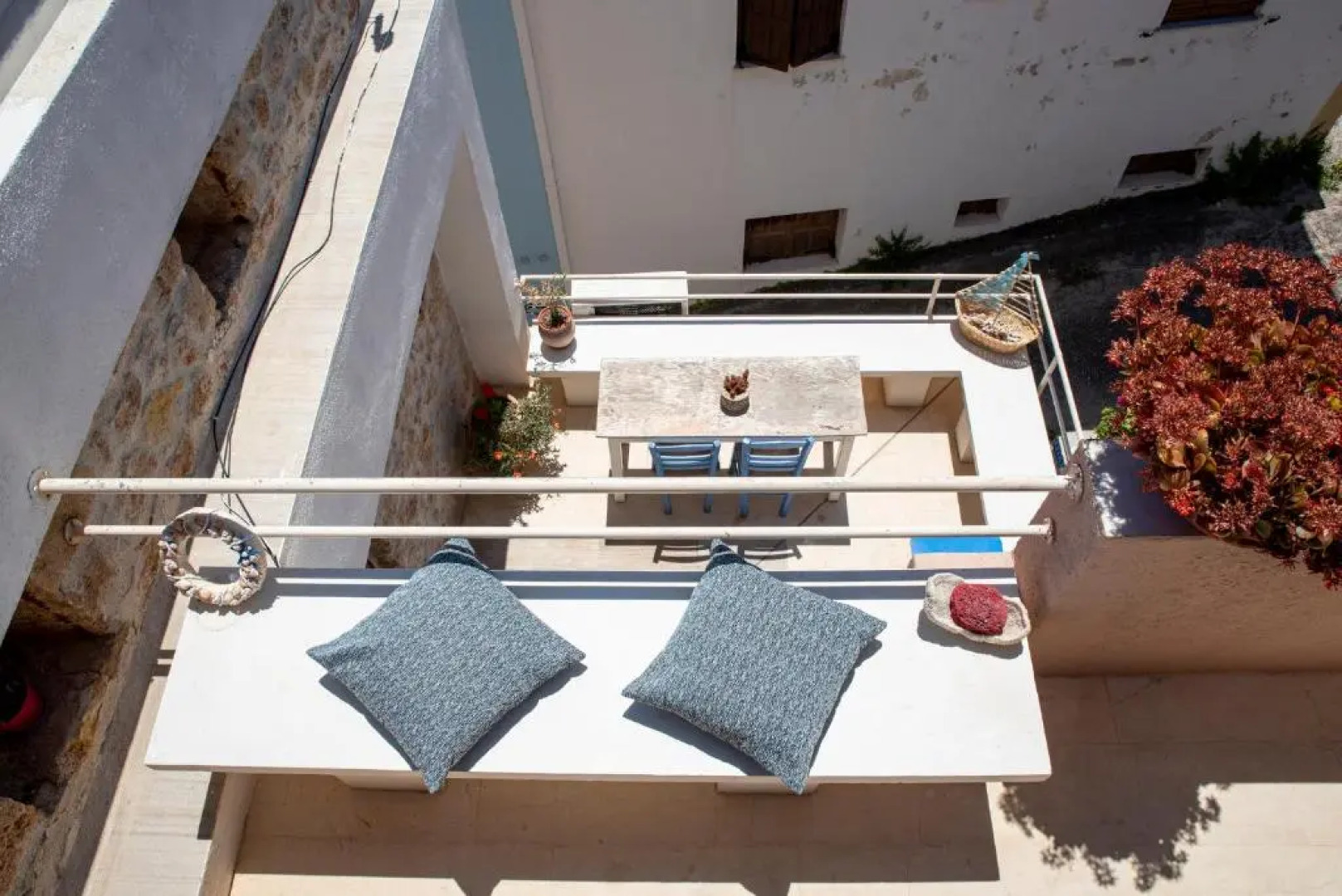 Aeolos Guesthouse