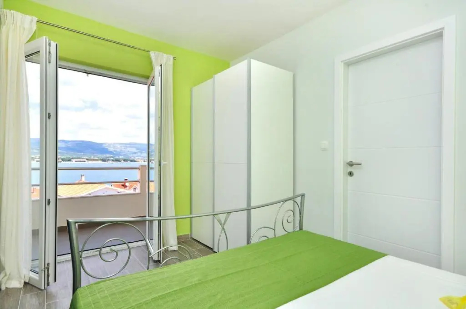 Apartments Sakal