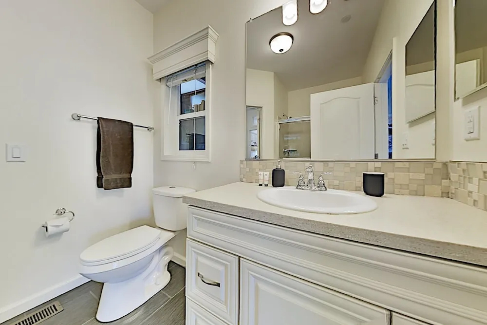 2266sylv 3 Bedroom Home