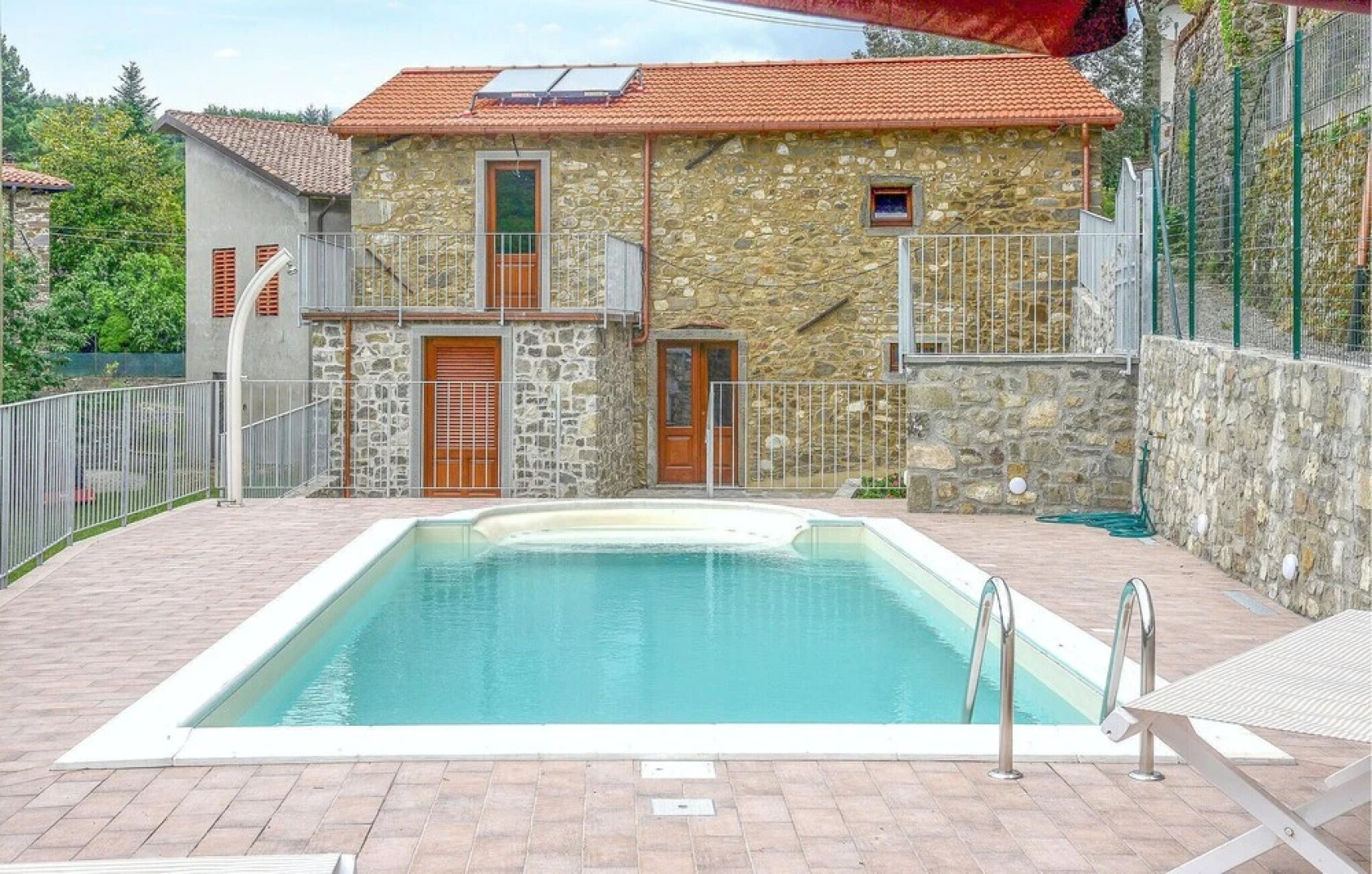 Nice Home in Nicciano With 5 Bedrooms, Wifi and Outdoor Swimming Pool