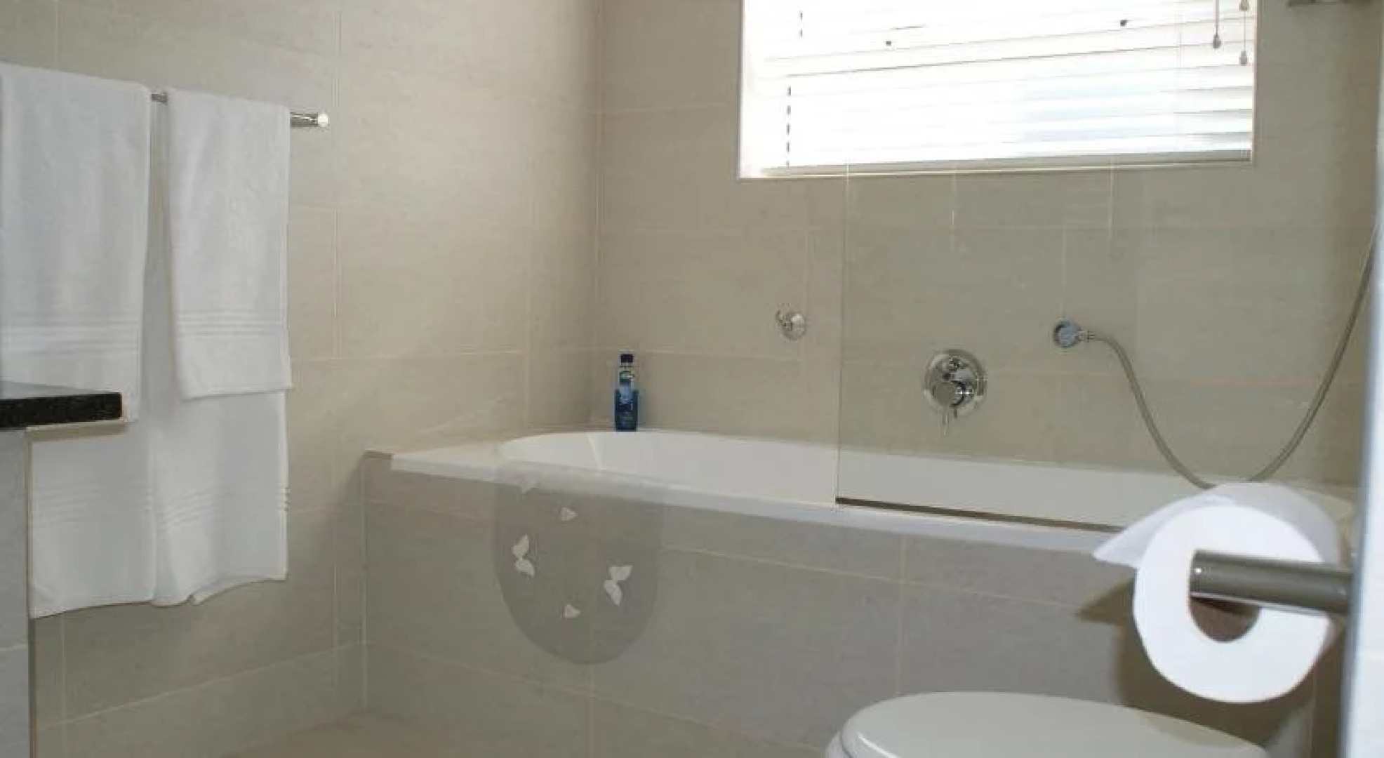 Moya Manzi Beach House