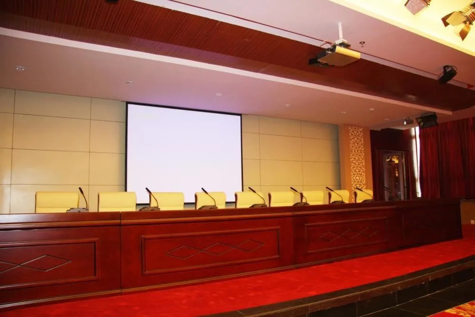 Ningxia Tian Bao Hotel - Yinchuan