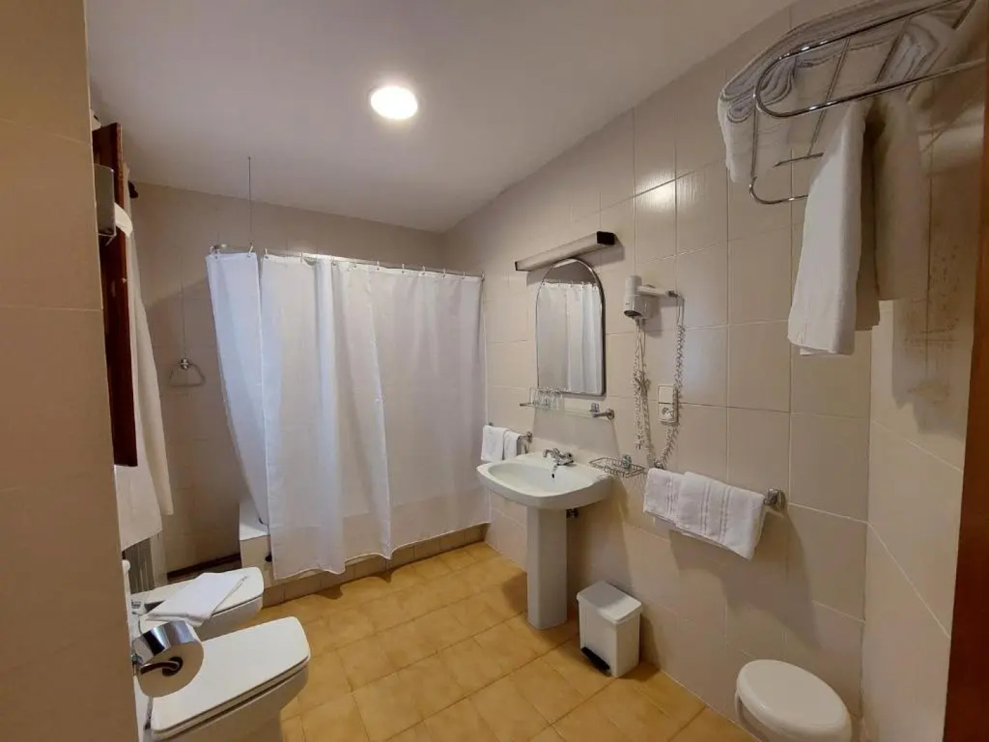 Hosteria Picos De Europa