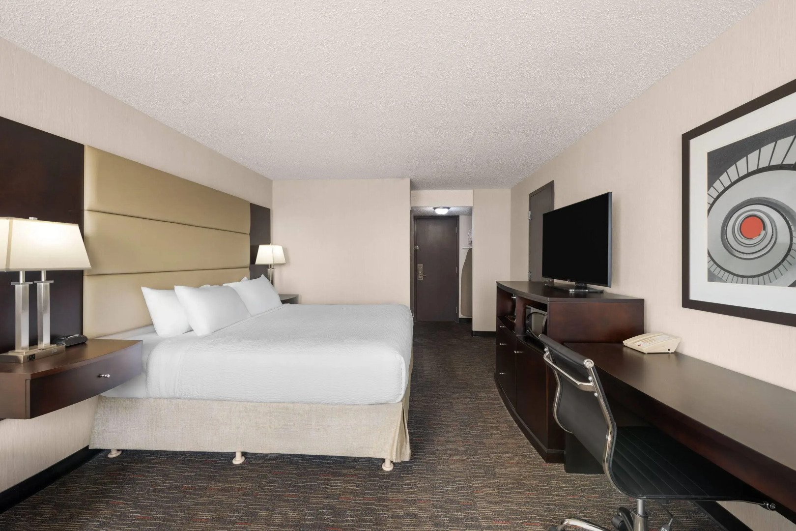 Ramada Plaza by Wyndham Regina Downtown