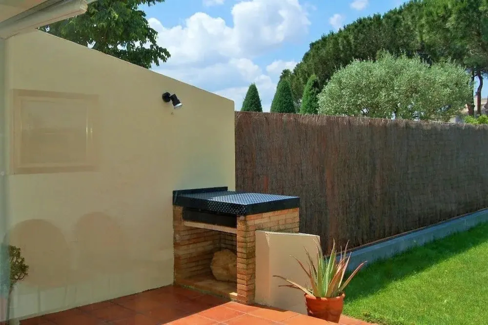 Casa a 15 minutos de la playa, con jardin privado y piscina