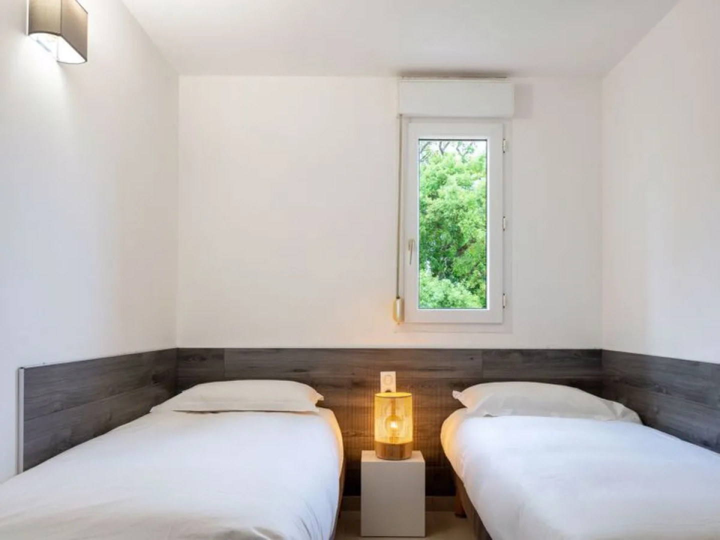 Marina Bianca (MNI105)