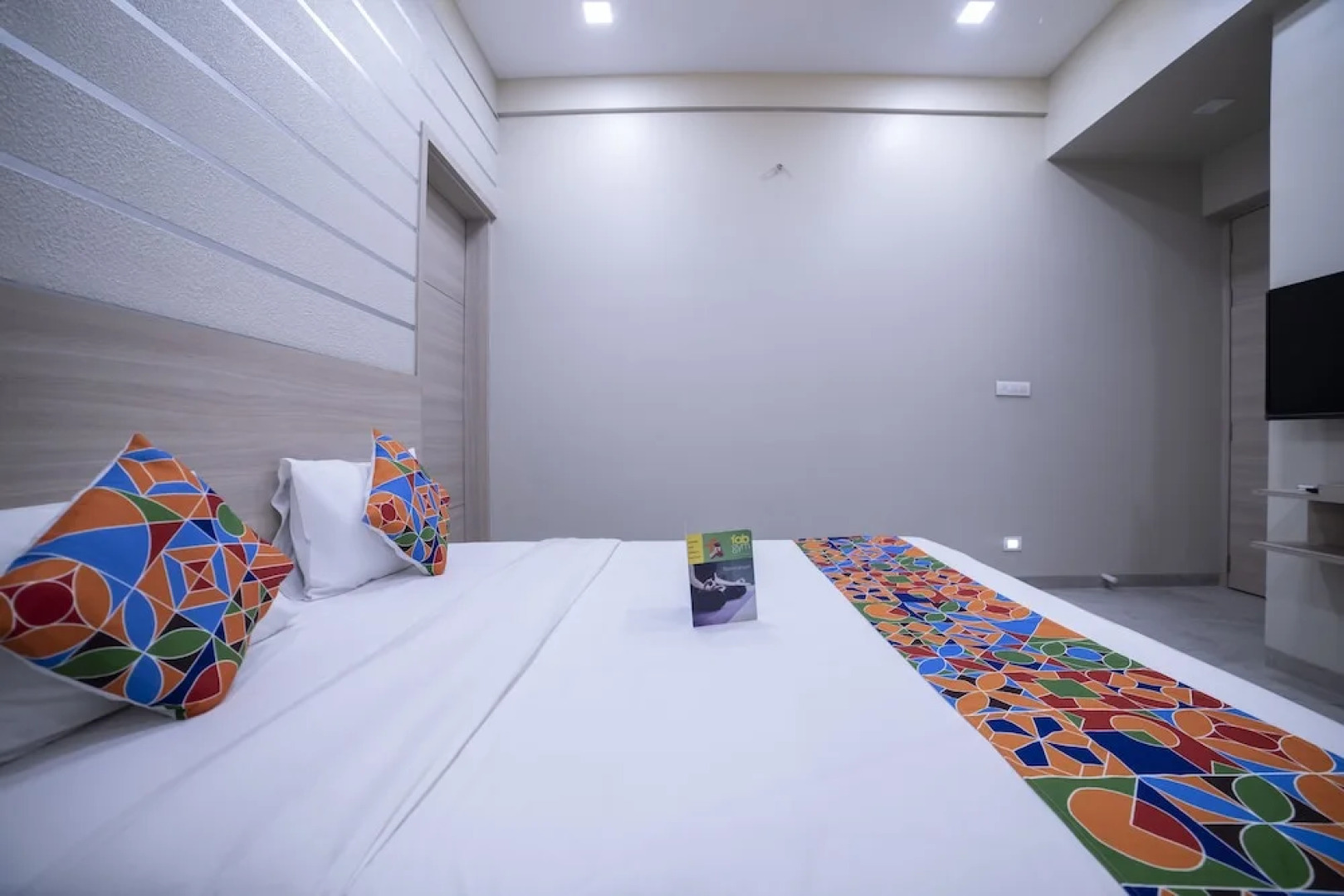 FabHotel Dawat Inn Waluj BK