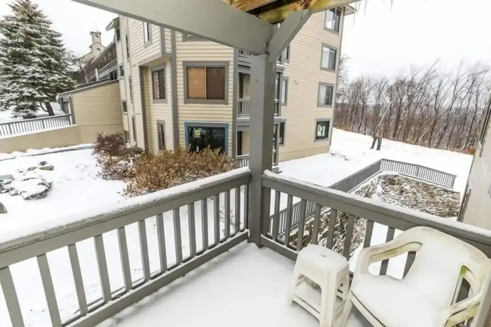 Seven Springs Stoneridge 3 Bedroom Standard Condo, Mountain Views! by RedAwning