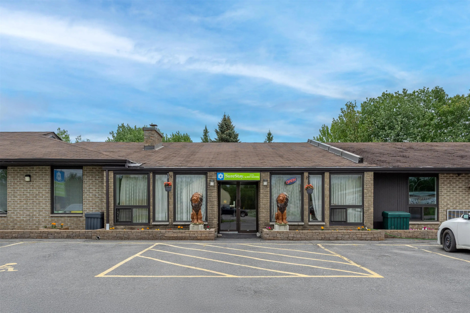 SureStay by Best Western Kemptville.