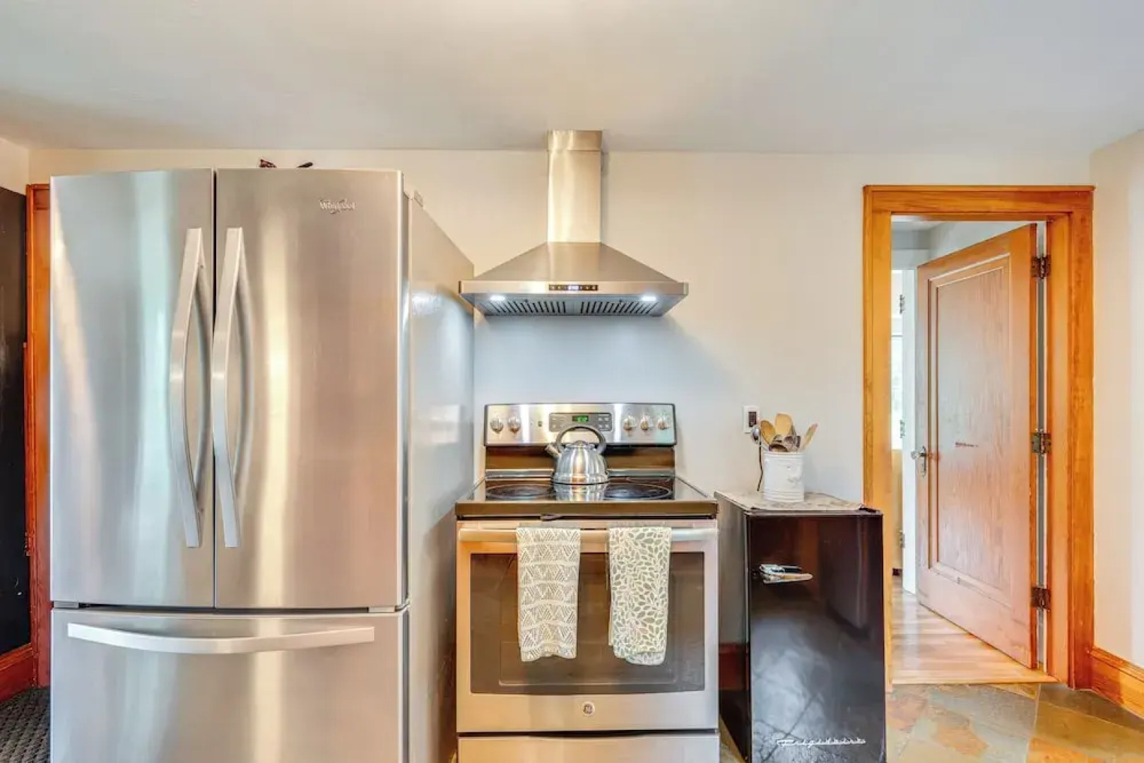 Family-friendly Retreat in Barre: 2 Spacious Decks