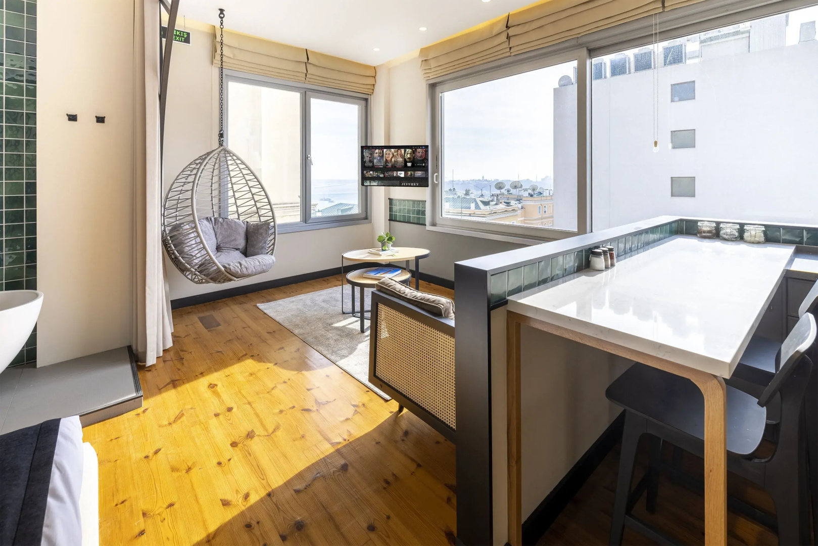 Upside Apartments
