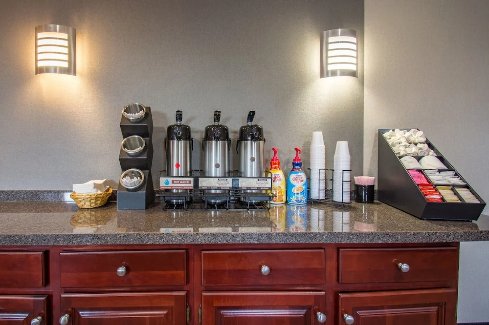 Travelodge Batavia Darien Lake Theme Park