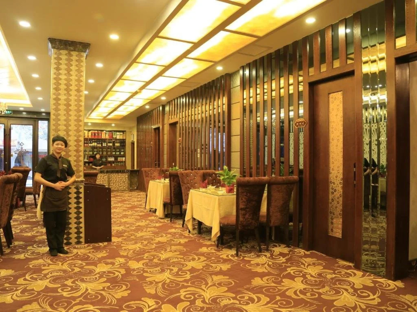 Carnival Boutique Hotel