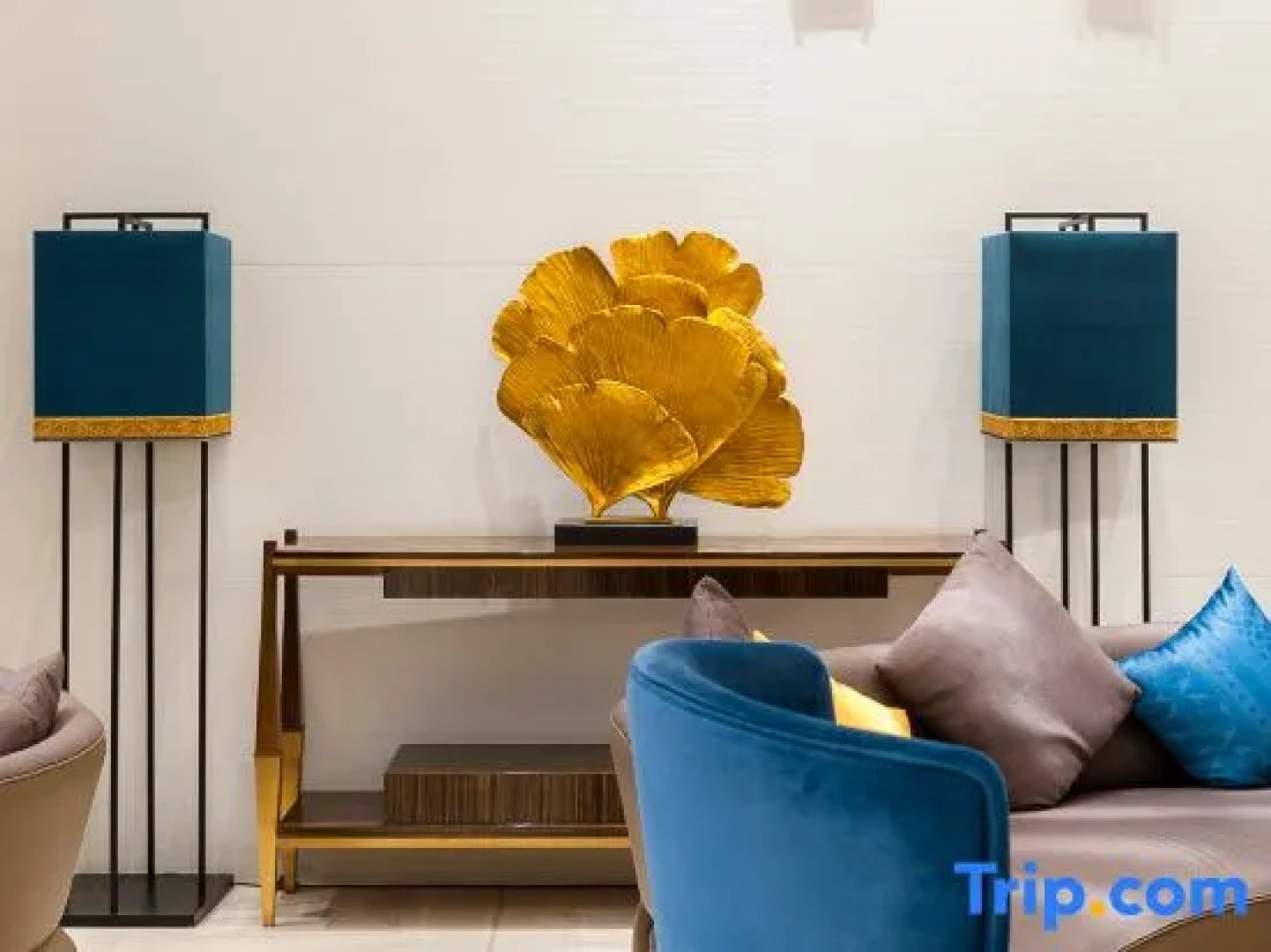 Xing Yi Hai Yu Hotel