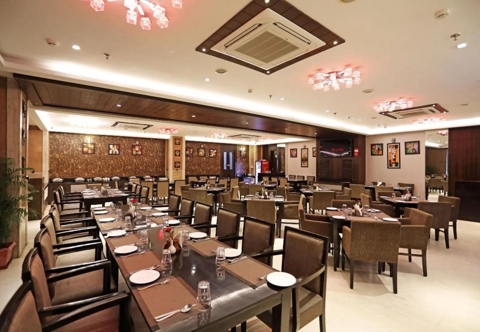 Capital O 3831 Jade Inn