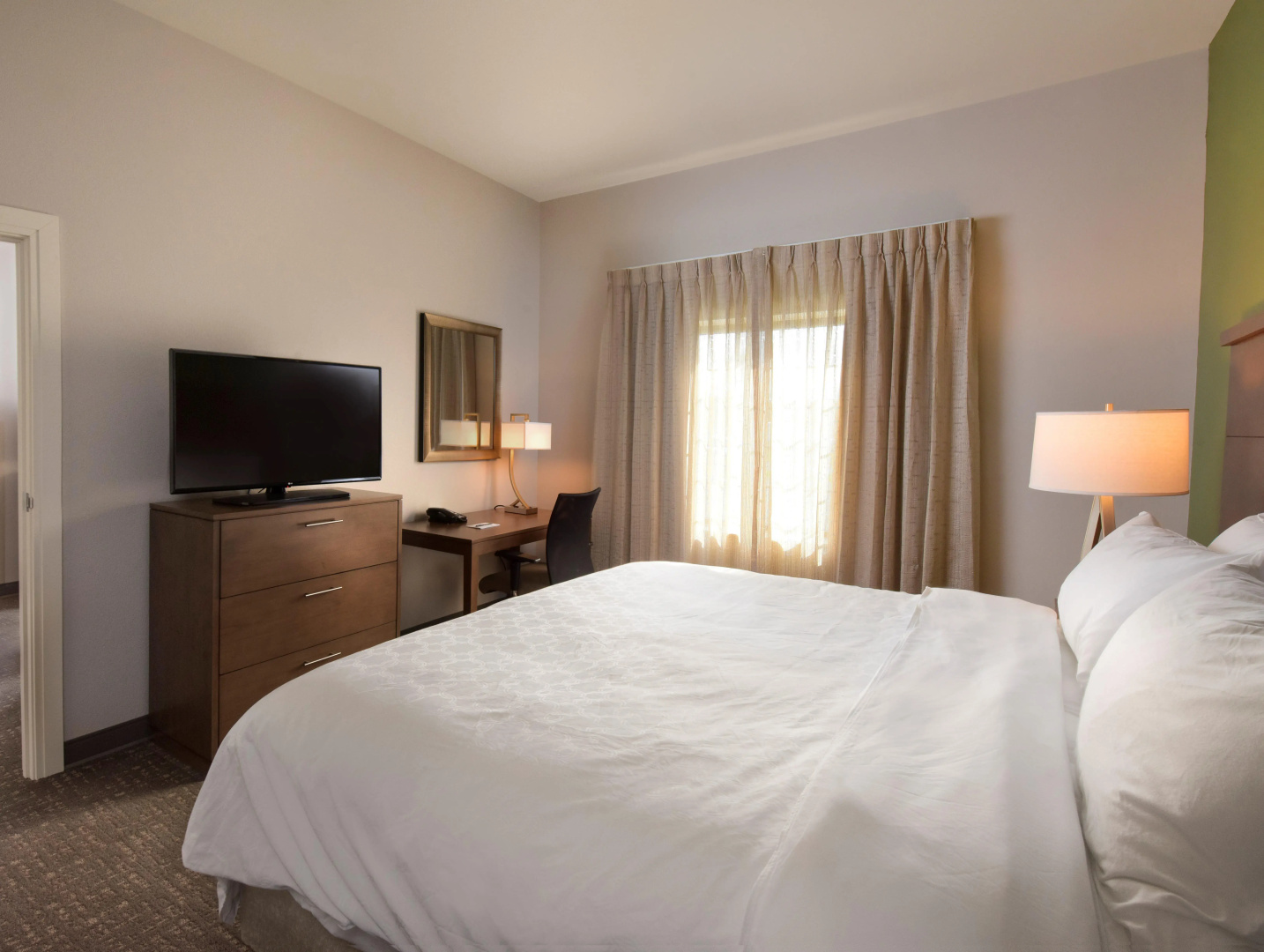 Staybridge Suites Wisconsin Dells - Lake Delton by IHG
