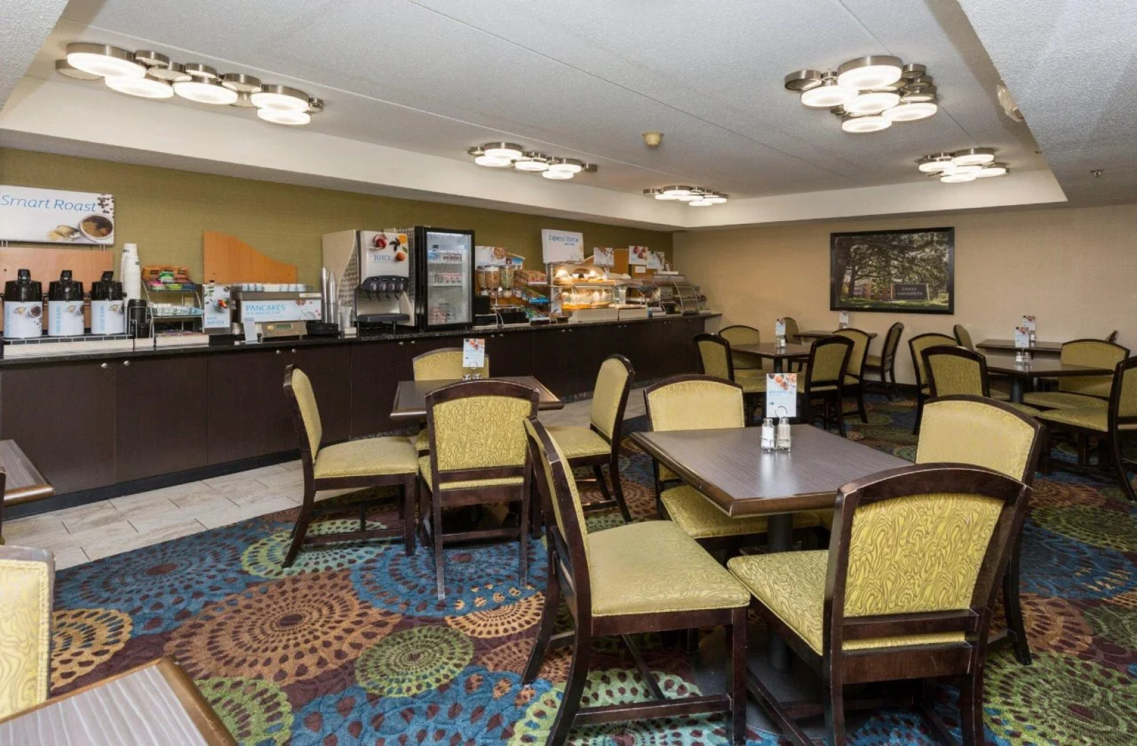 Holiday Inn Express Des Moines-At Drake University