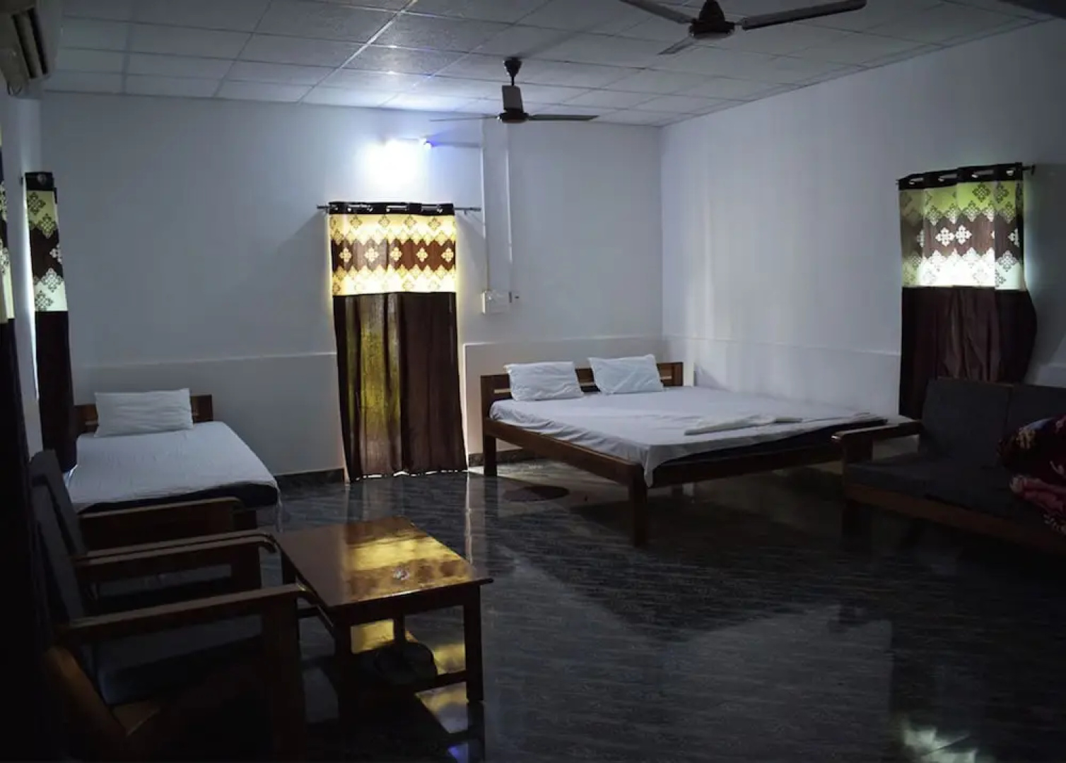 Falcon Jungle Resort