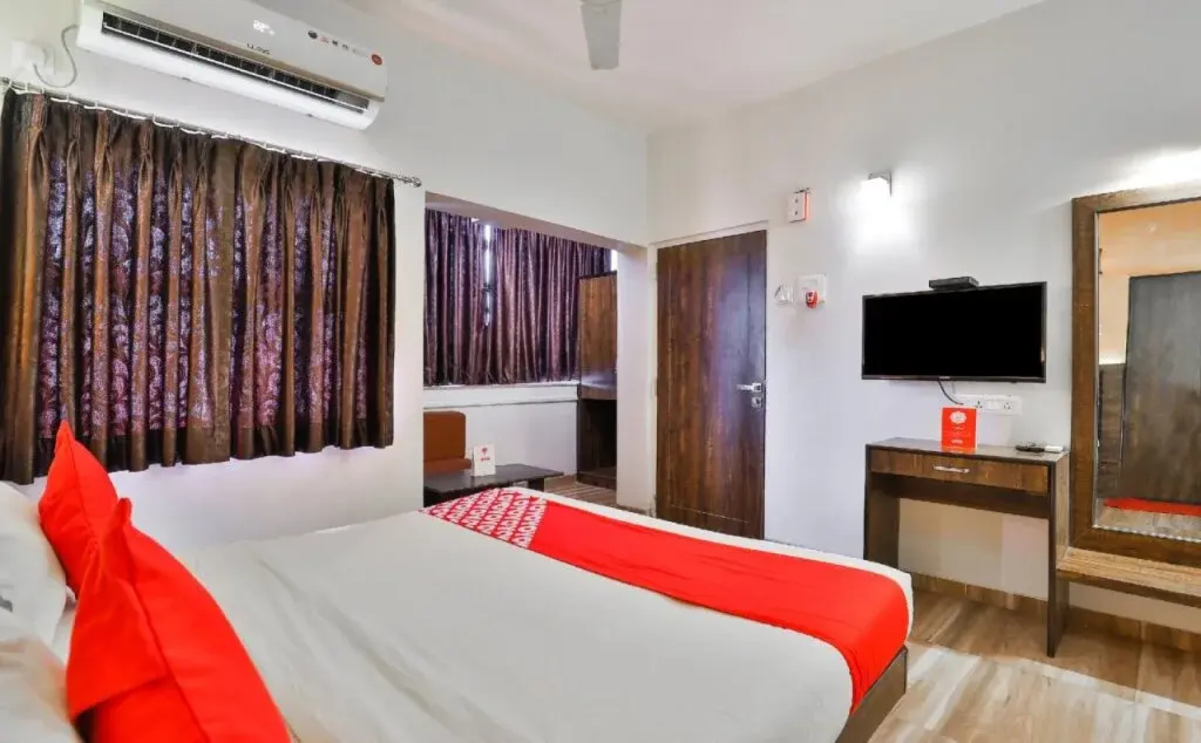 Hotel Saikripa Imperial