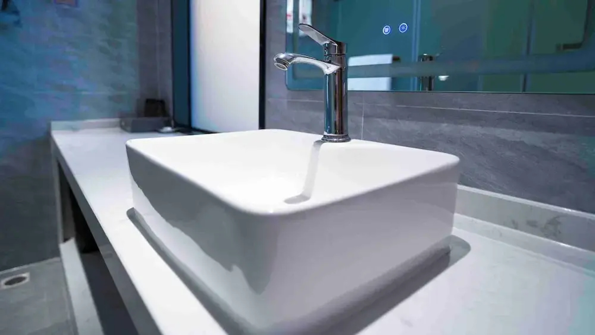 Yuntai Guanjing International Hotel