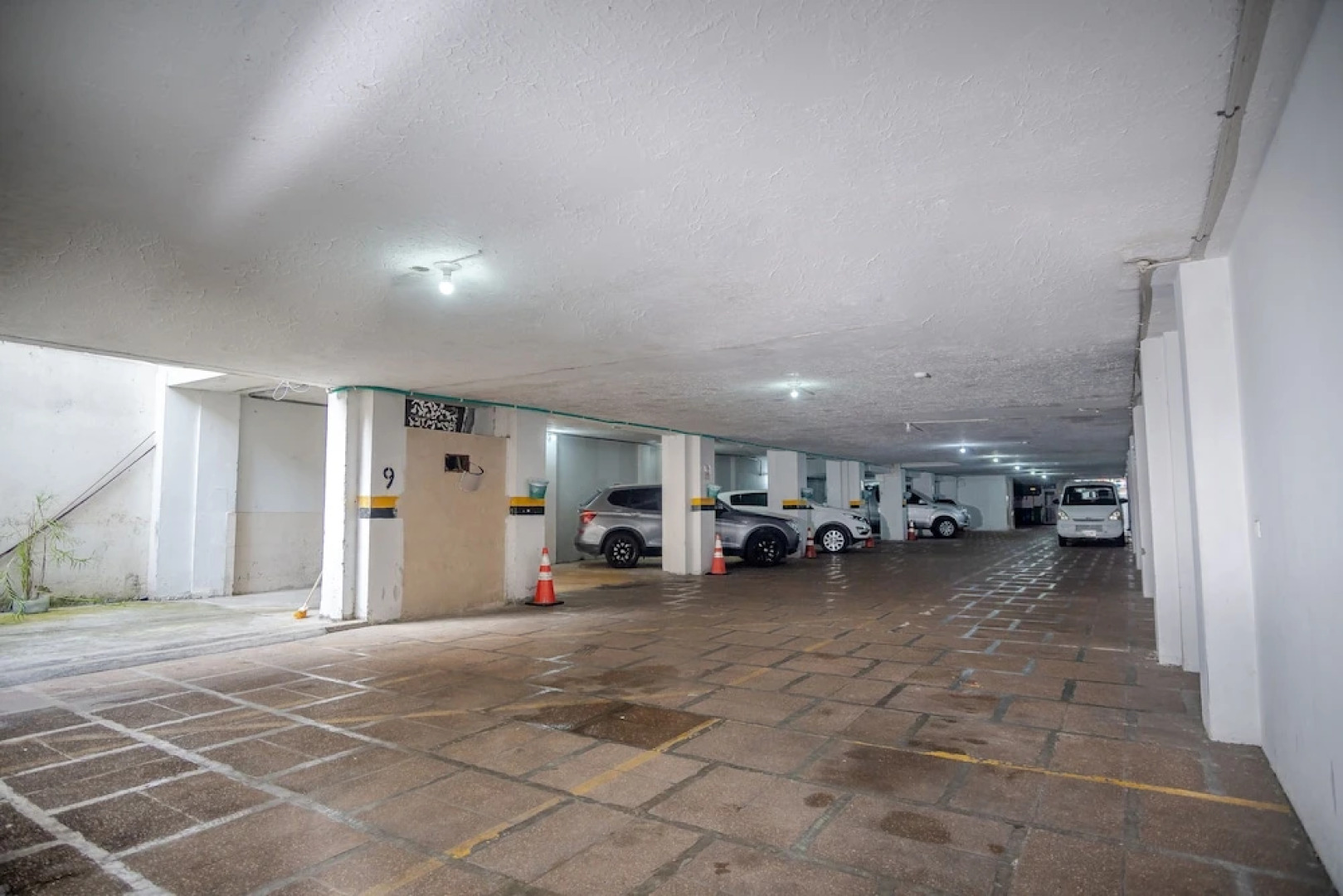 Ayenda 1910 Gold Plaza