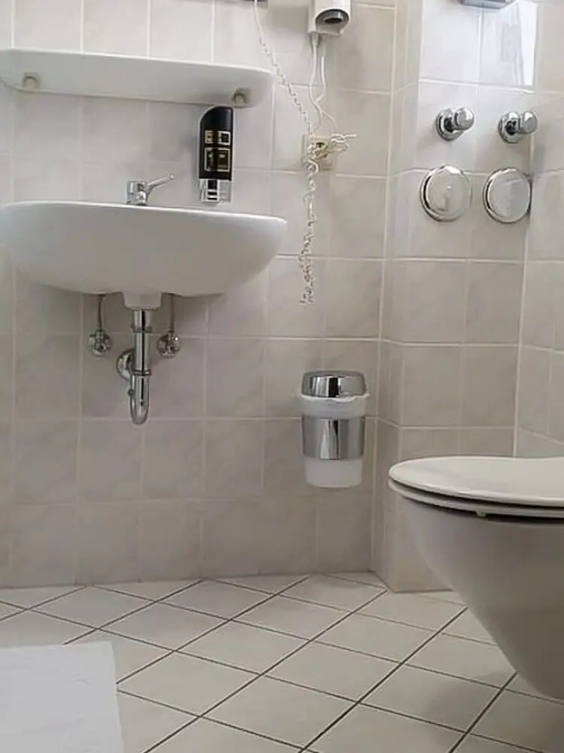 Airport Hotel 10 min to the Airport