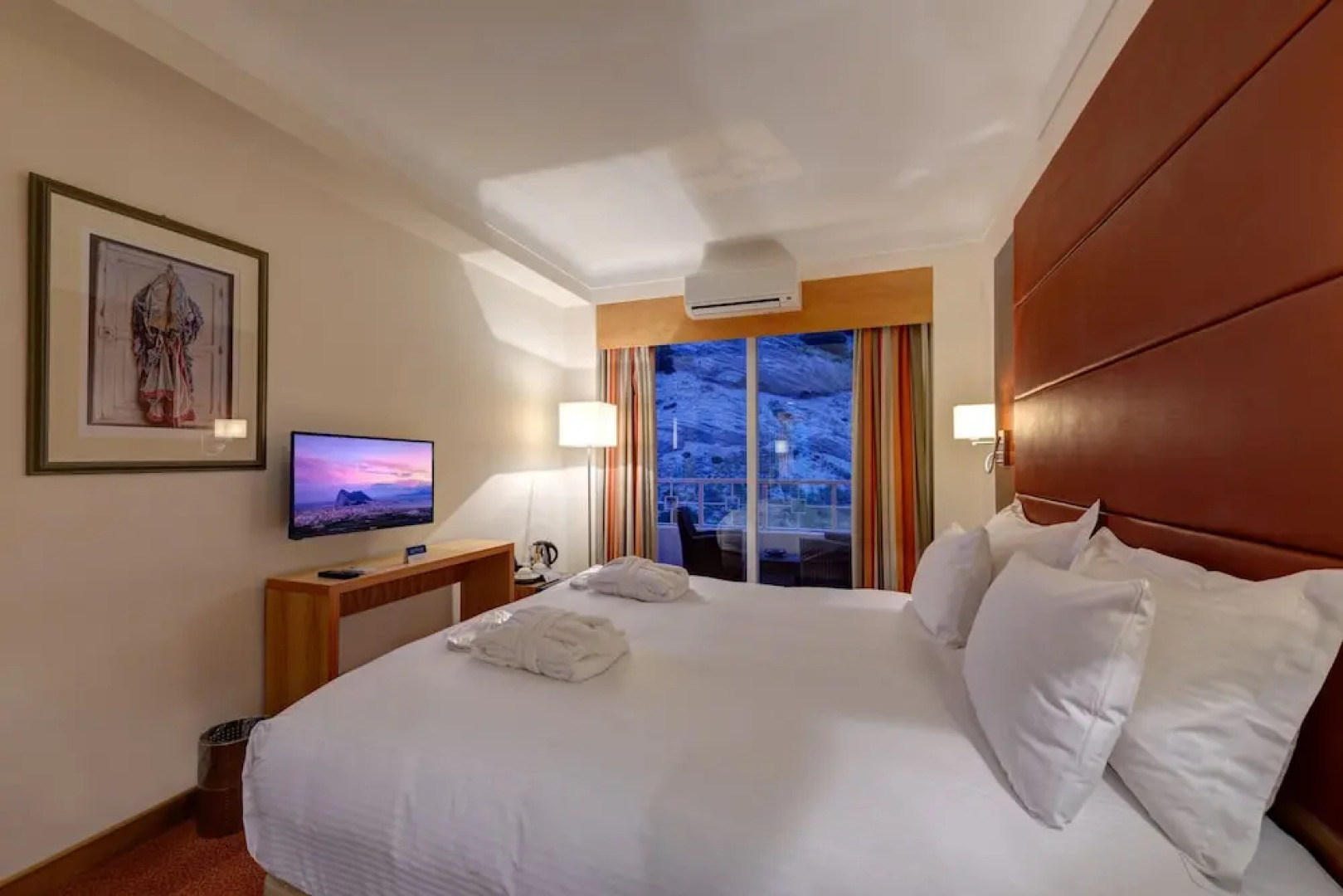 The Caleta Hotel Self-Catering Apartments