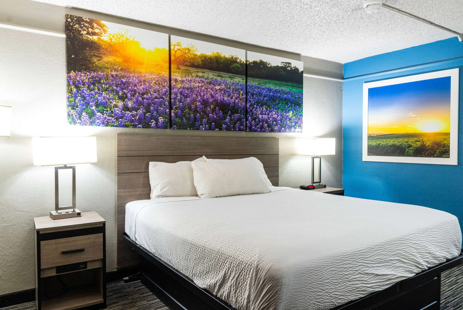 Days Inn by Wyndham Central San Antonio NW Medical Center