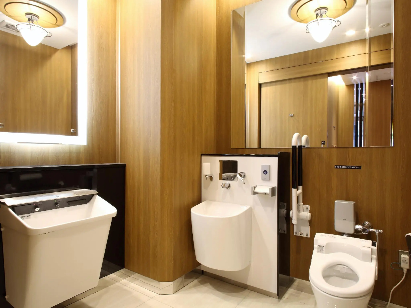 Apa Hotel Midosuji Hommachi Ekihigashi